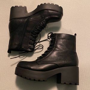 New Black leather boots